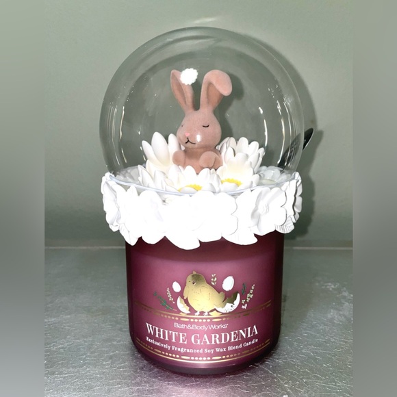 Bath & Body Works Other - Bath & Body Works WHITE GARDENIA SNOW GLOBE EASTER BUNNY THREE WICK CANDLE